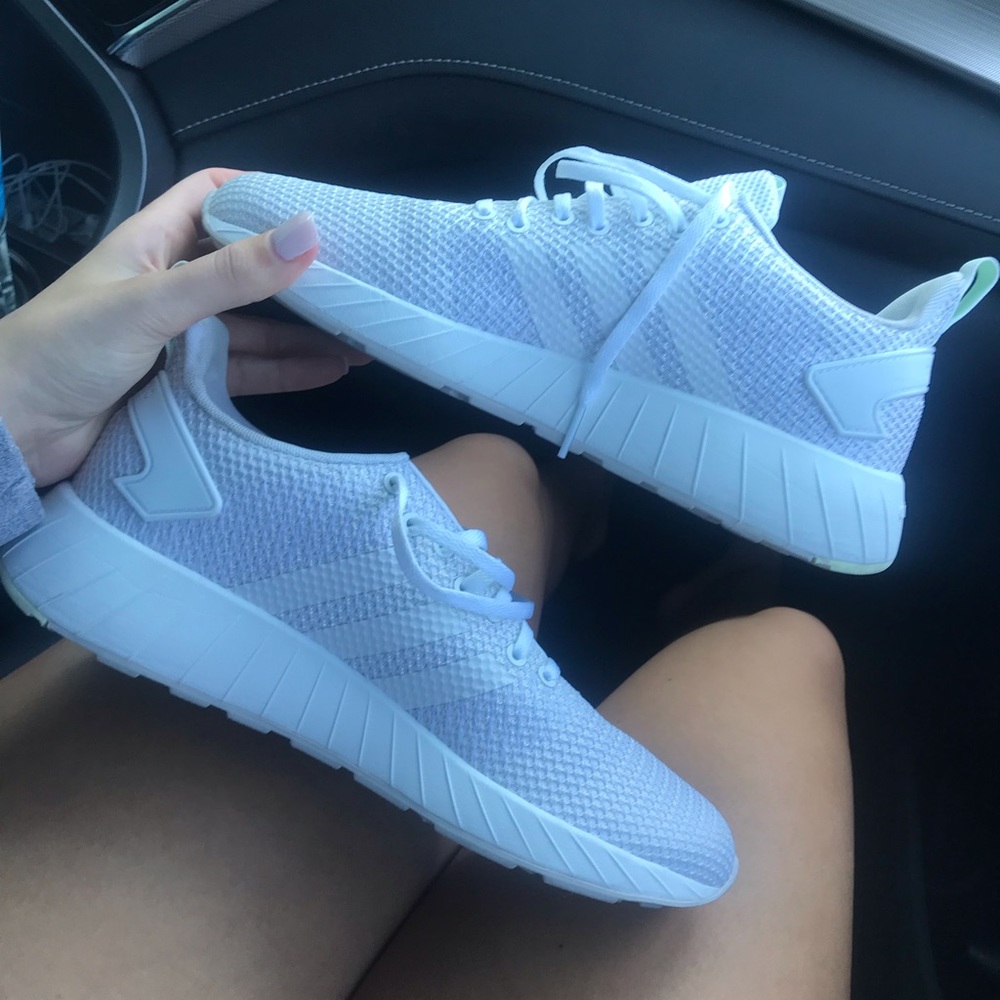 Women’s adidas questar brand new used 5 times
